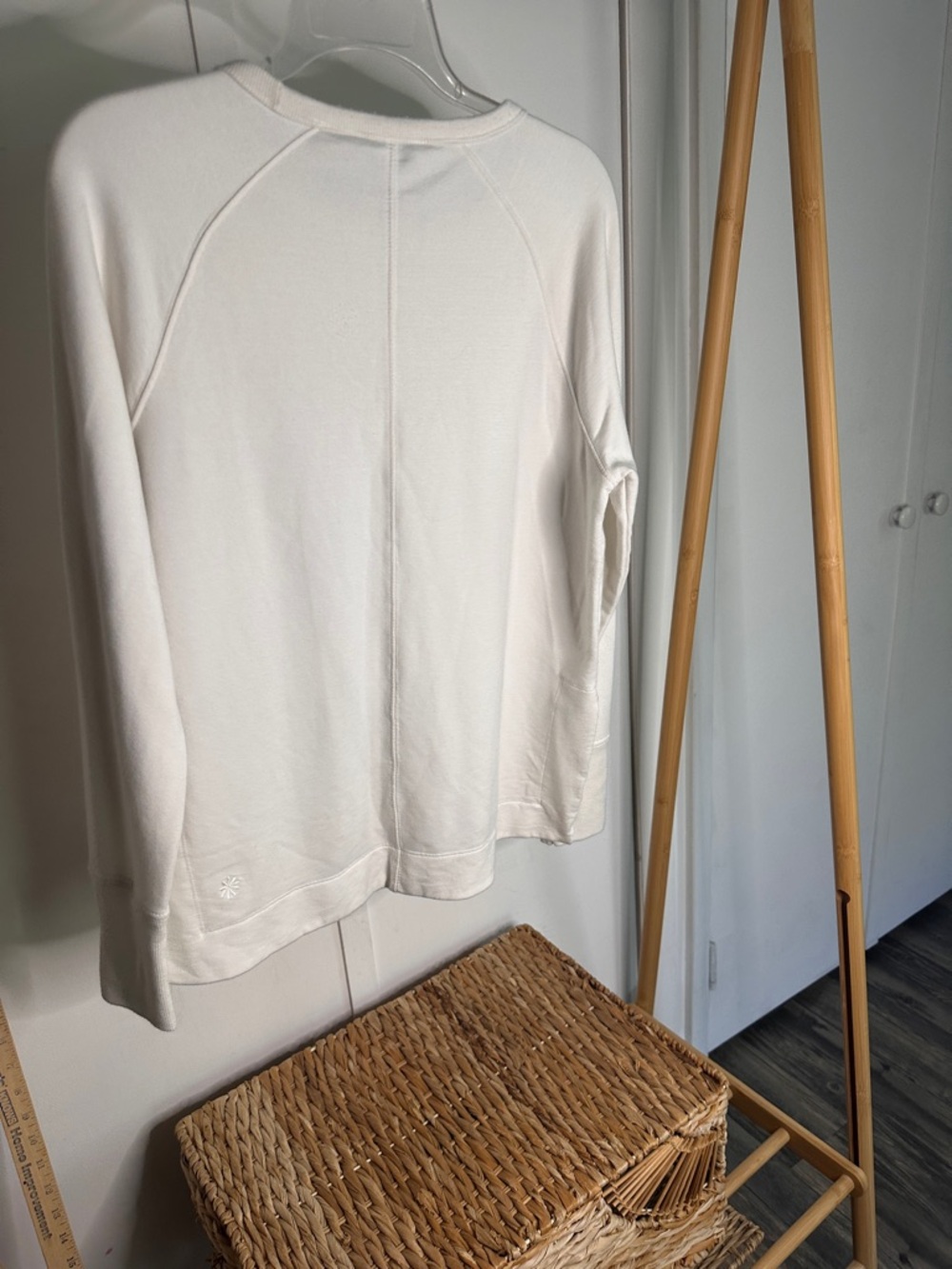 Athleta Cream Crewneck Sweatshirt - Picture 8 of 13